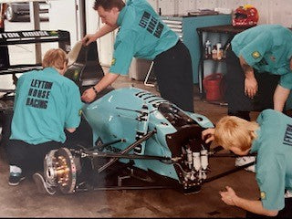 Behind the Scenes: The Formula 1 Pit Crew – The Unsung Heroes of Grand Prix Racing