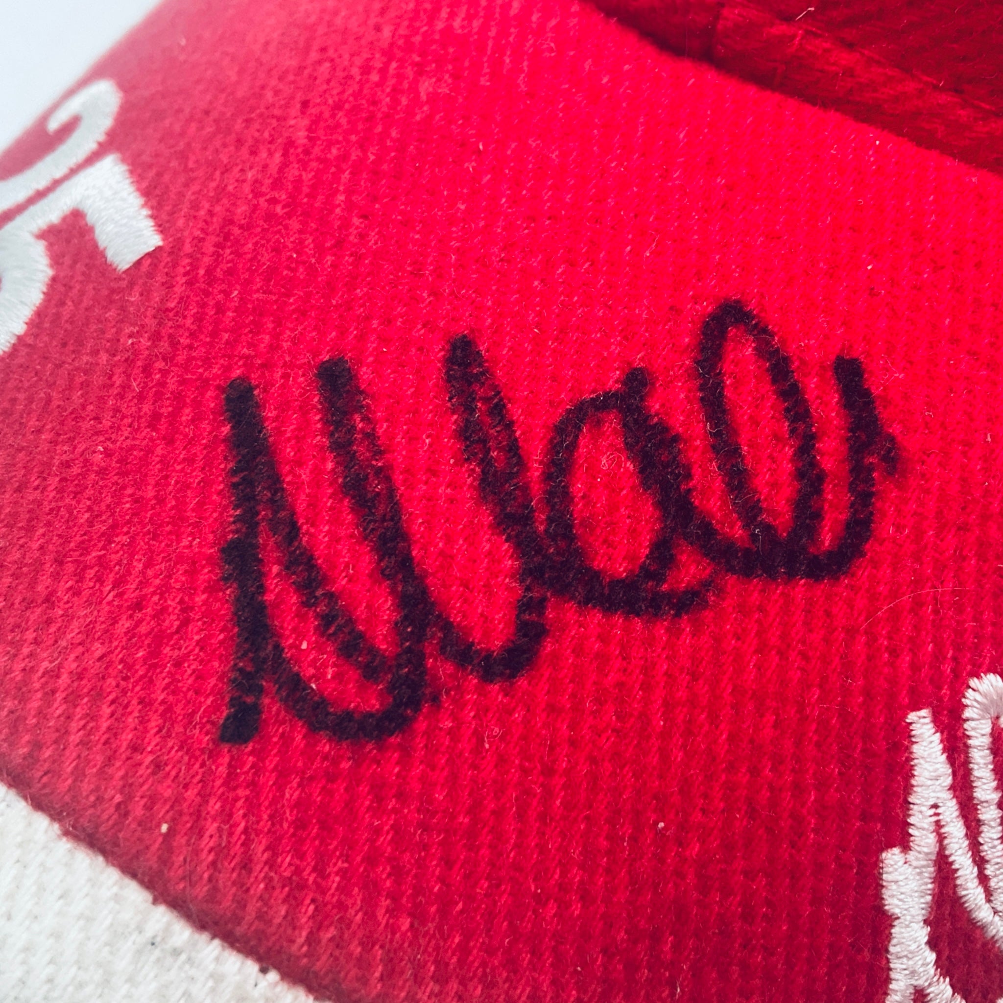 Hand Signed Official  Cap Marussia toypta mcnish - Pit-Lane Motorsport