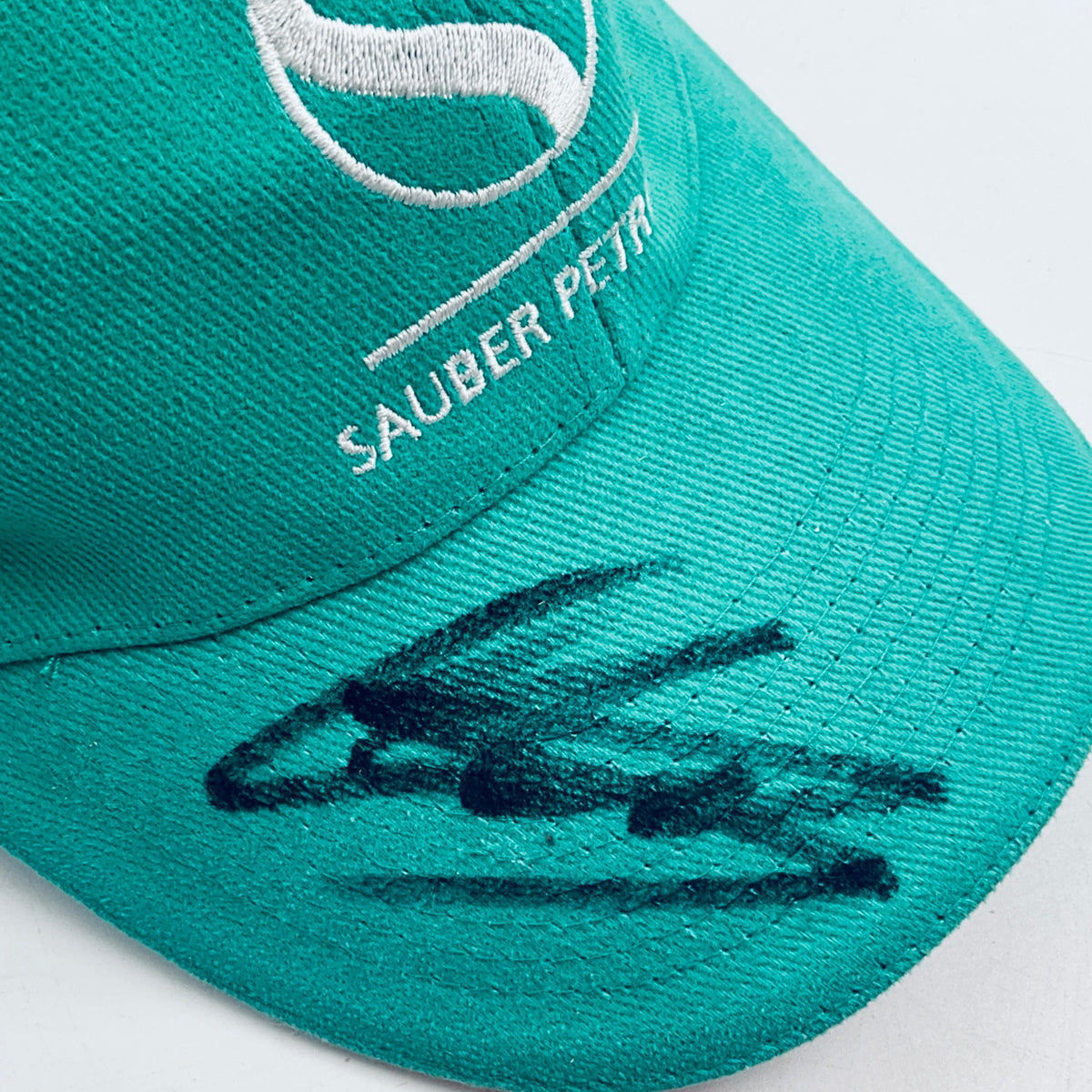 Jonny Herbert Hand Signed Official SauberPetronas F1 Team Cap - Pit-Lane Motorsport