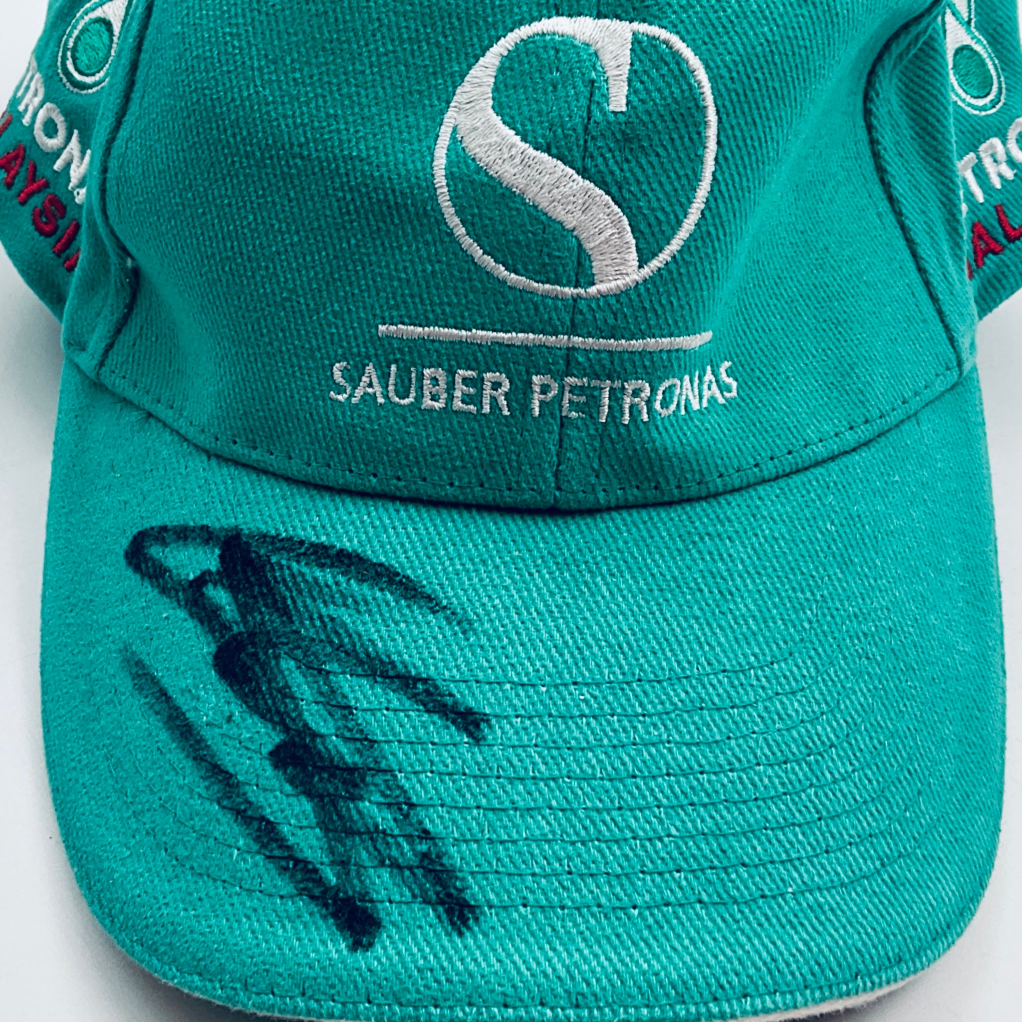 Jonny Herbert Hand Signed Official SauberPetronas F1 Team Cap - Pit-Lane Motorsport