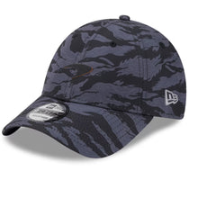 Load image into Gallery viewer, McLaren Formula One Team New Era Official Merchandise All Over Print Camo-Baseball Cap
