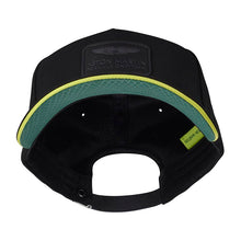 Load image into Gallery viewer, Aston Martin Racing F1 Team Official Merchandise Lifestyle Cap with cotton Drawstring Bag-Black